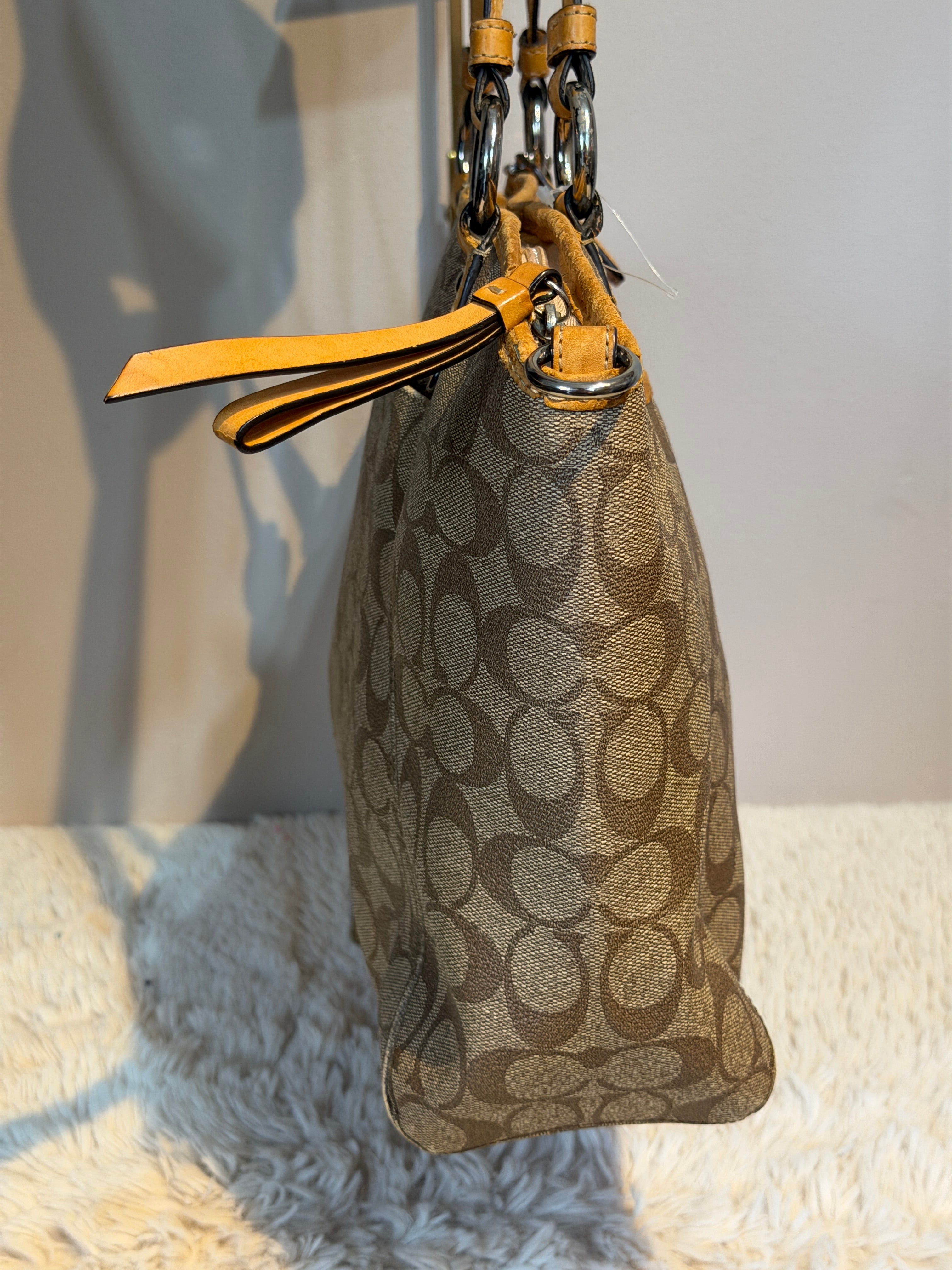 Coach Peyton Signature tote